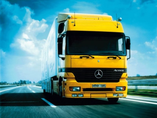 Poze camioane Mercedes Benz_8